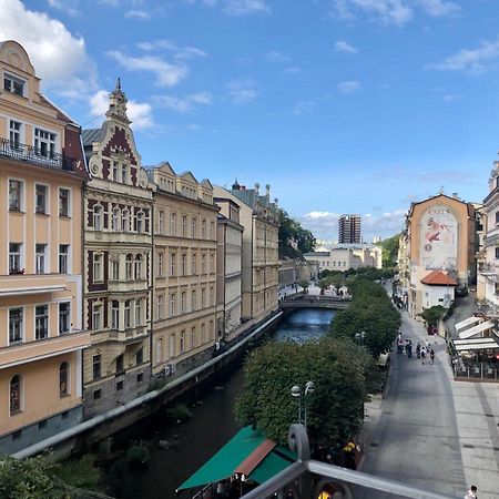 Pension Drei Rosen Karlovy Vary Kültér fotó