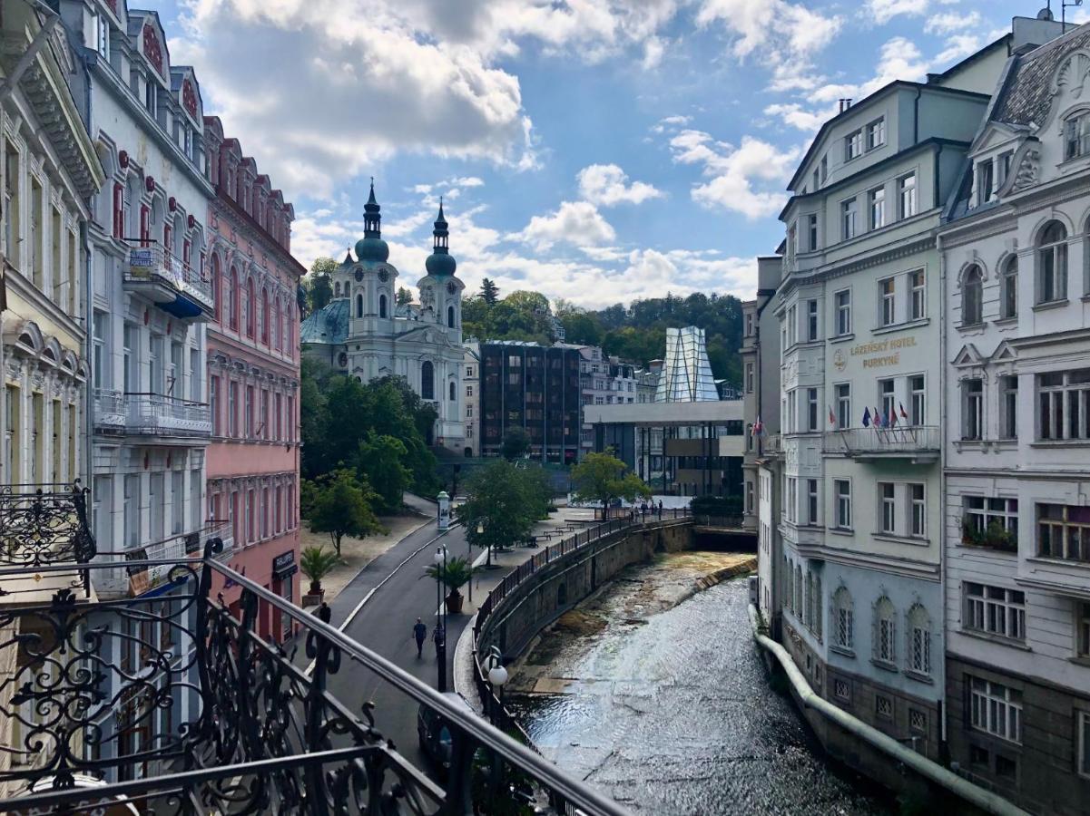 Pension Drei Rosen Karlovy Vary Kültér fotó